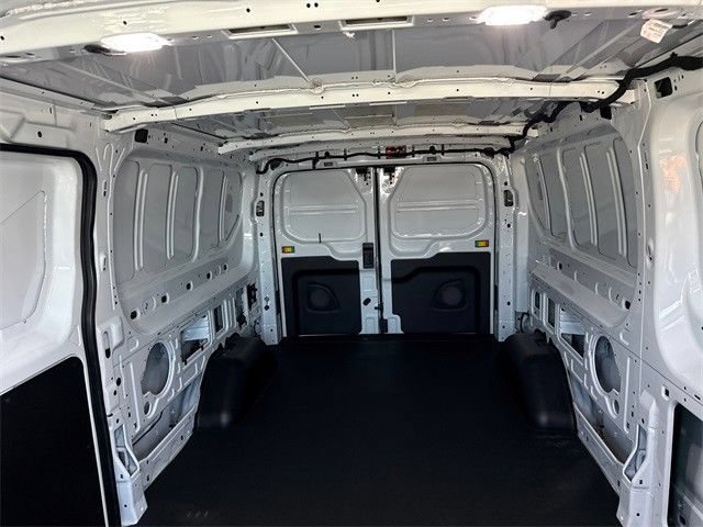New 2025 Ford Transit 250 Low Roof RWD image 17