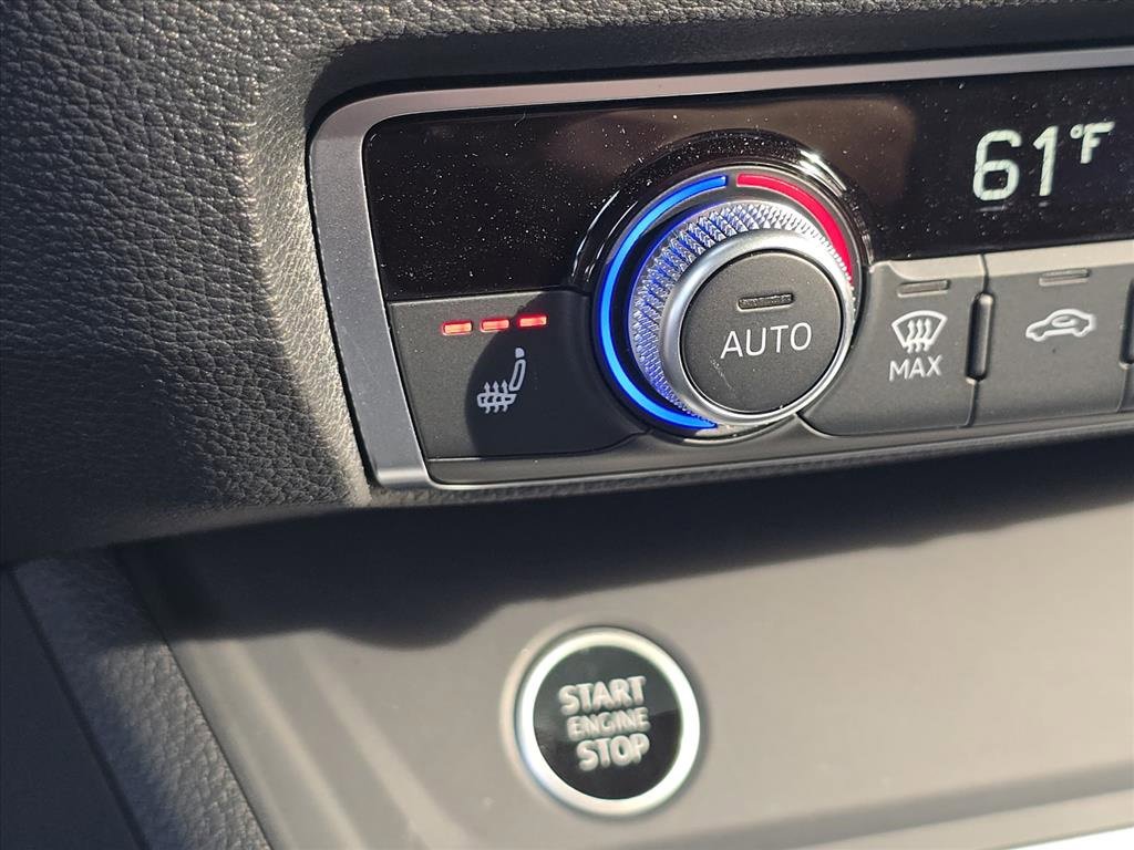 Used 2024 Audi Q3 2.0T Premium Plus image 25