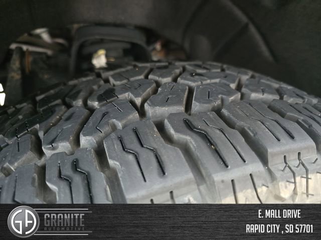 Used 2018 Chevrolet Colorado LT w/ LT Convenience Package image 25