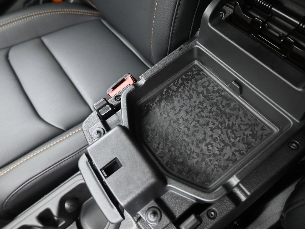 New 2025 Jeep Gladiator Sport image 6