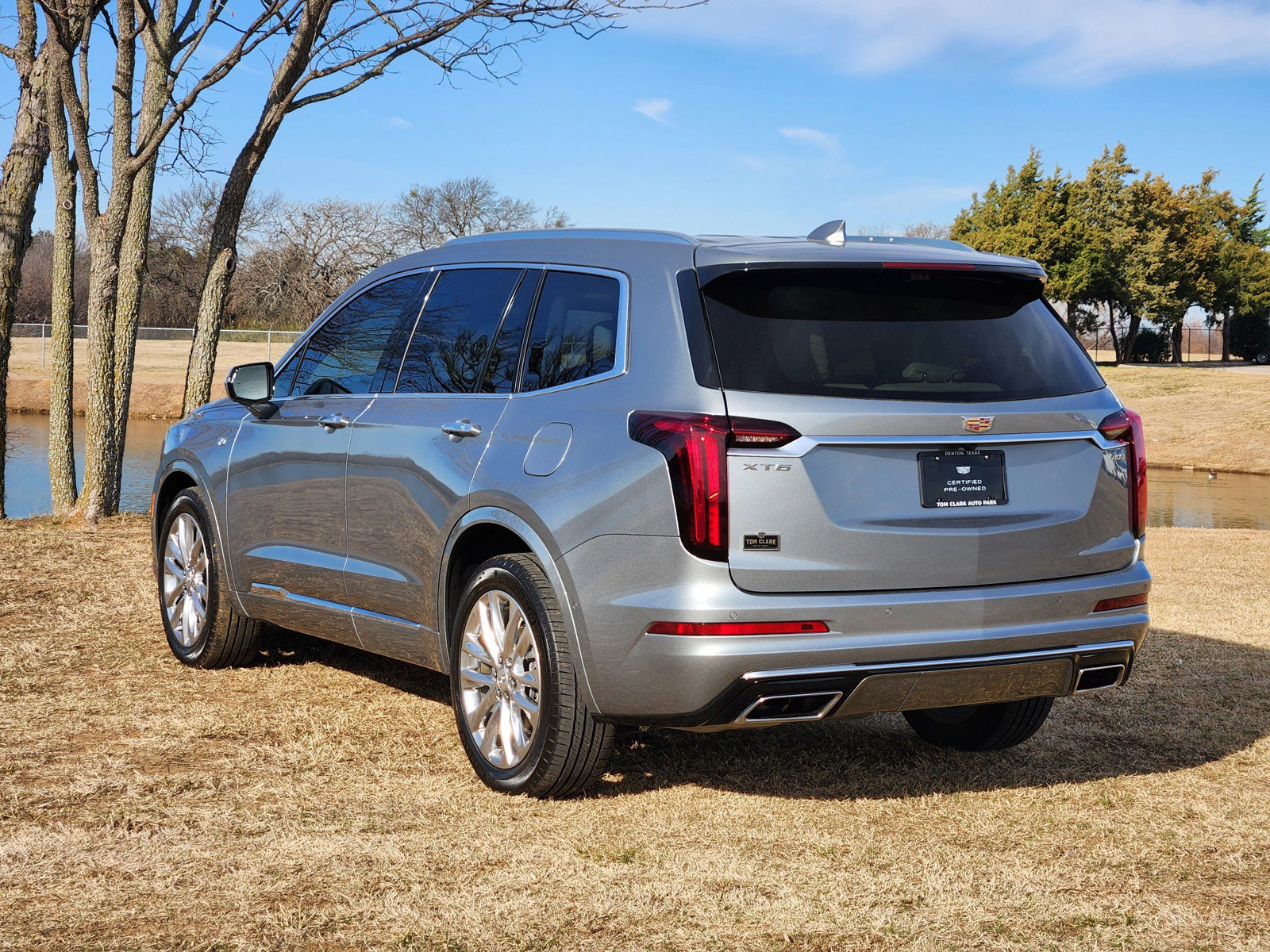 Certified 2023 Cadillac XT6 Premium Luxury w/ Technology Package image 4