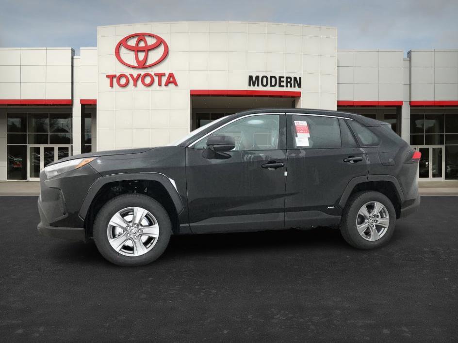 New 2025 Toyota RAV4 LE image 8