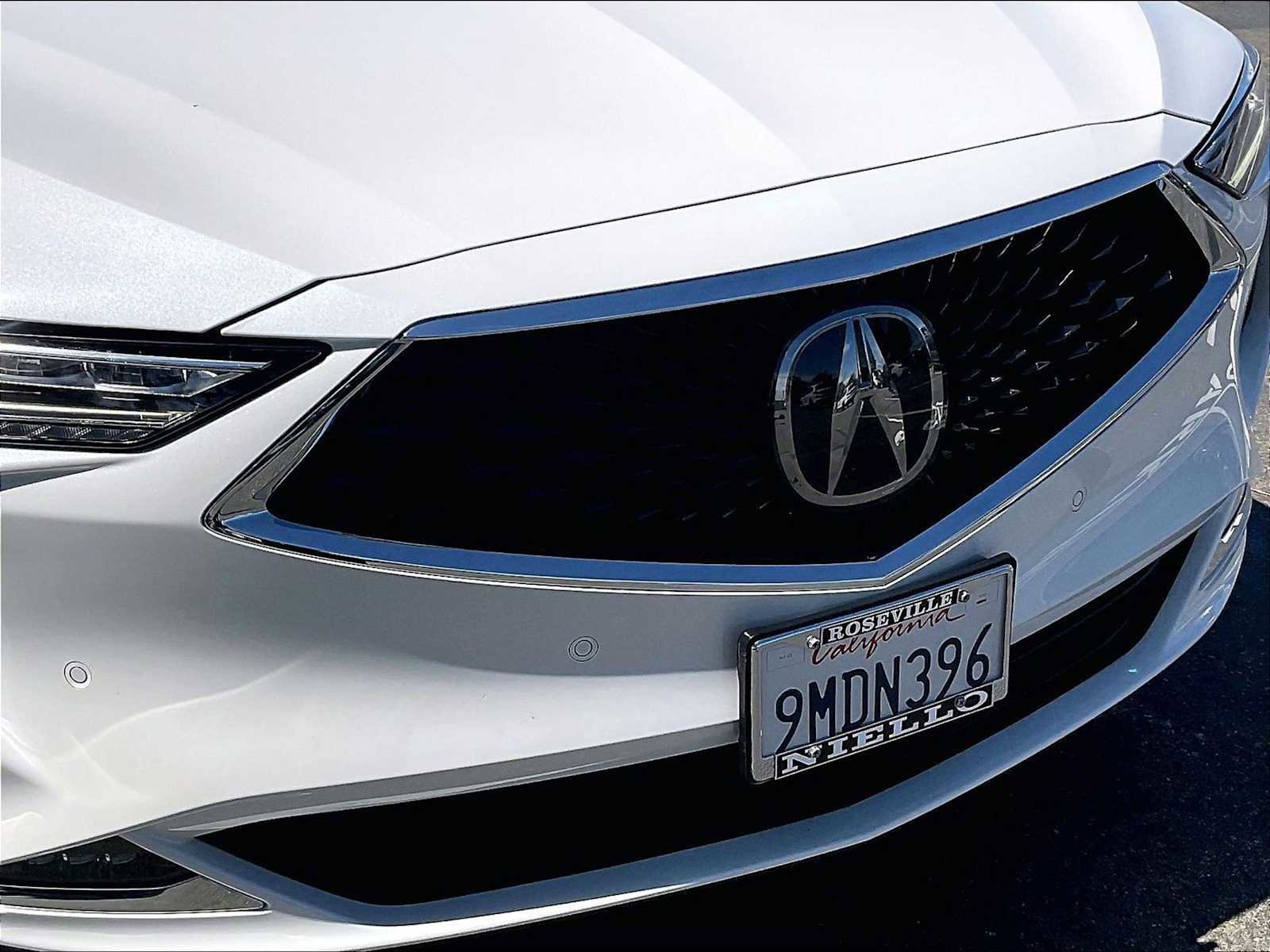 Used 2024 Acura MDX SH-AWD w/ Advance Package image 32