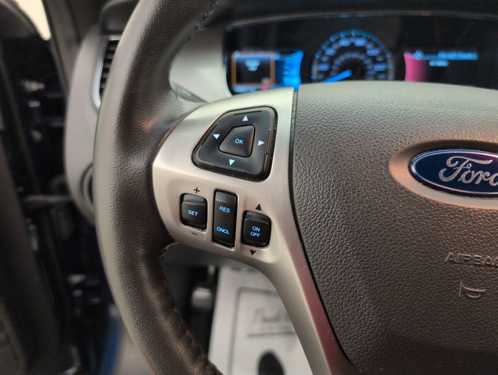 Used 2017 Ford Taurus SEL w/ Equipment Group 201A image 34