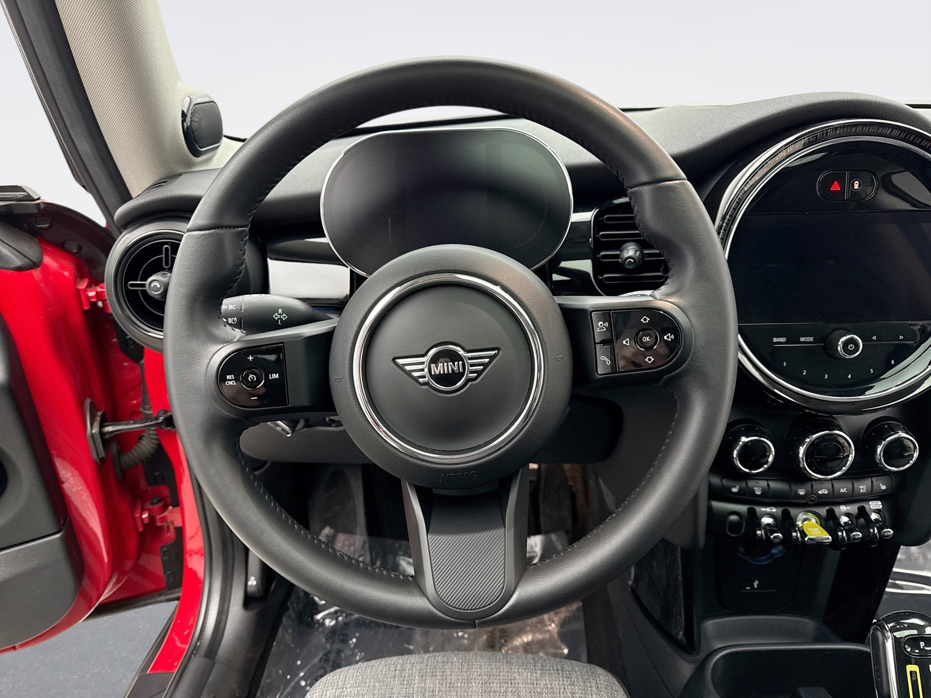 Used 2023 MINI Cooper SE image 12