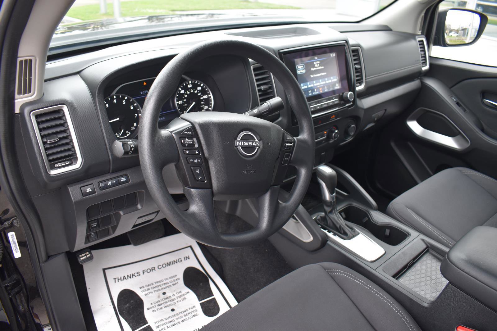 Used 2022 Nissan Frontier SV image 28