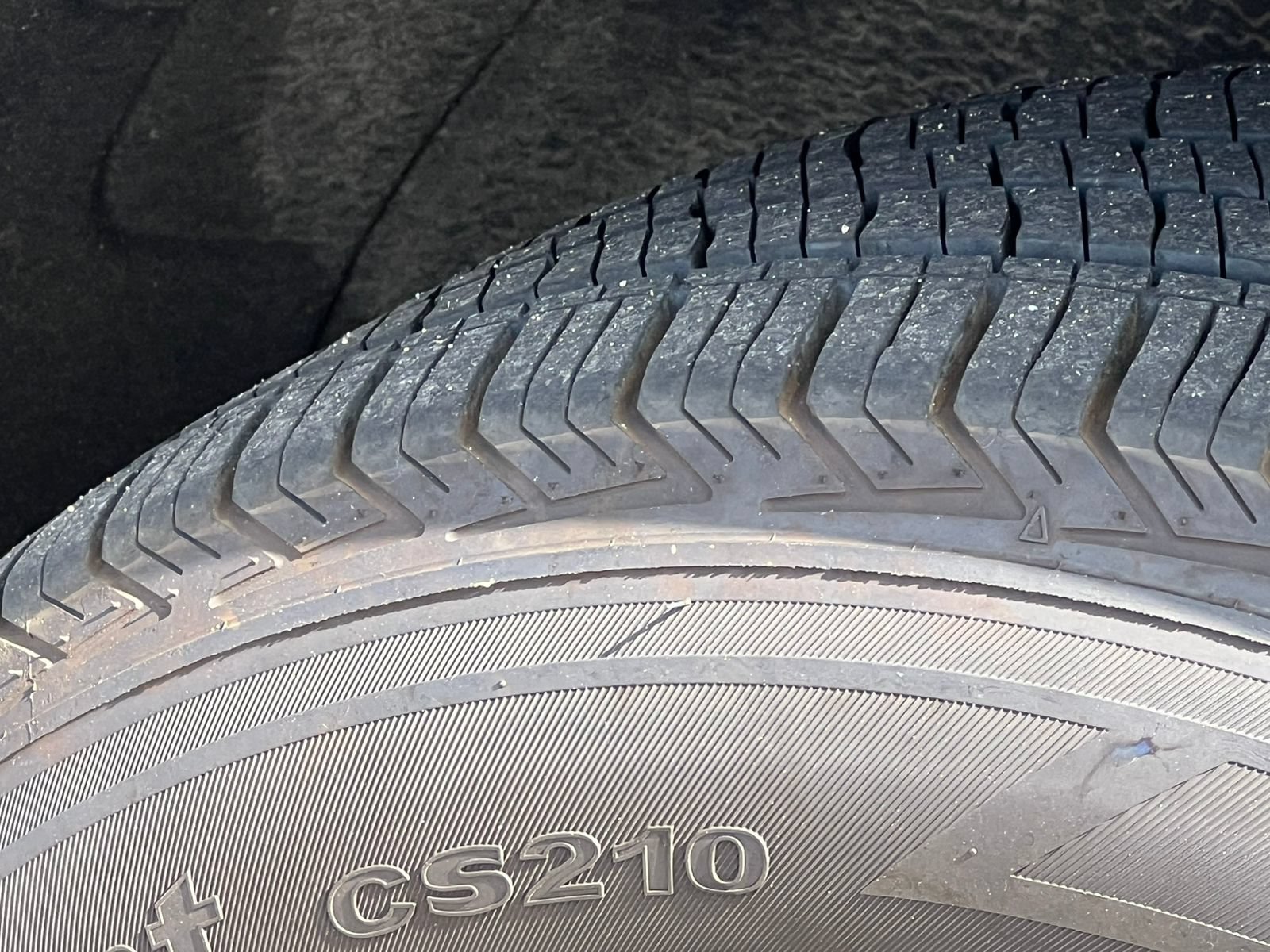 Used 2024 Chevrolet Equinox LT AWD/4WD image 7