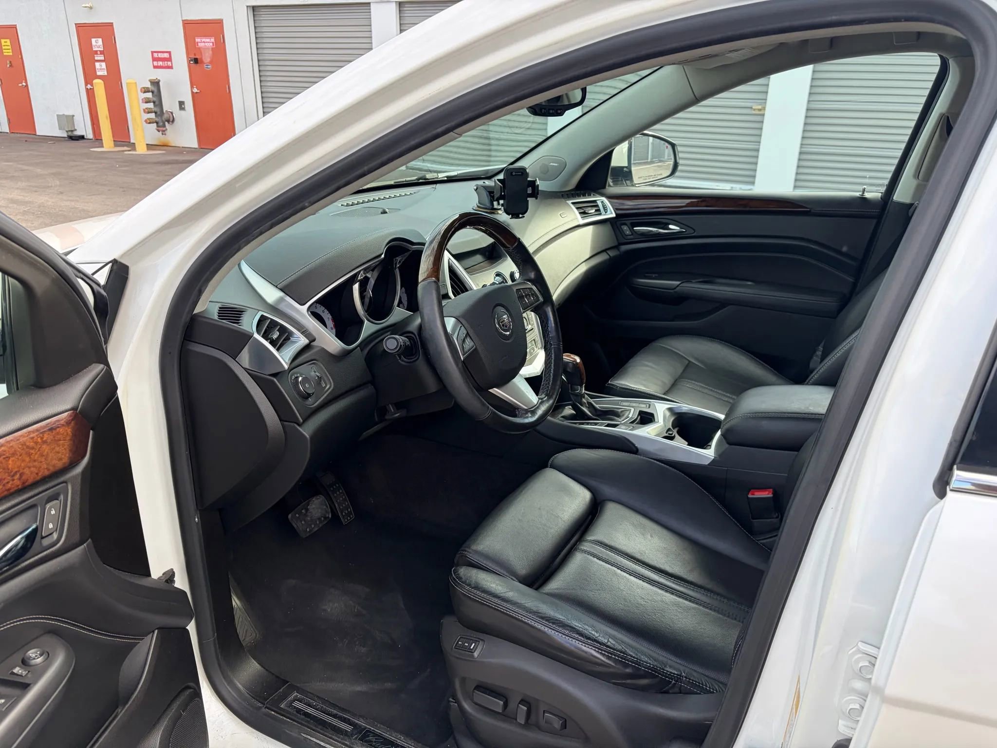 Used 2012 Cadillac SRX Performance FWD image 11