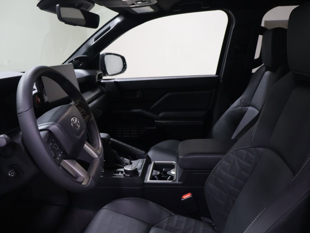 New 2026 Toyota 4Runner TRD Off-Road Premium AWD/4WD image 10