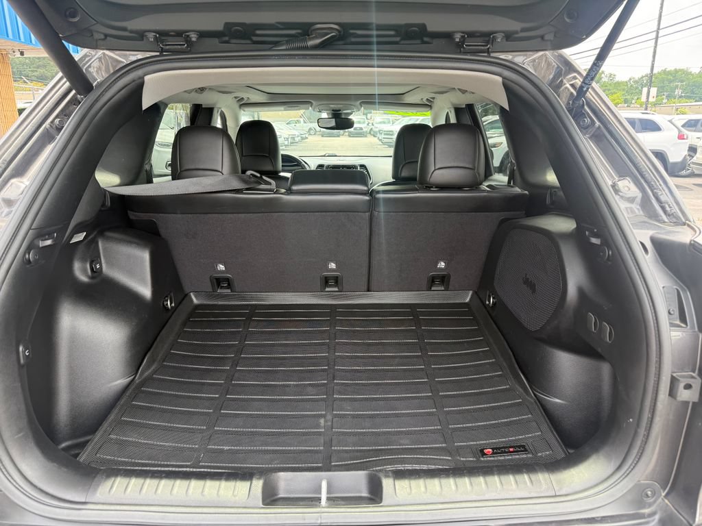 Used 2021 Jeep Cherokee Limited AWD/4WD image 20