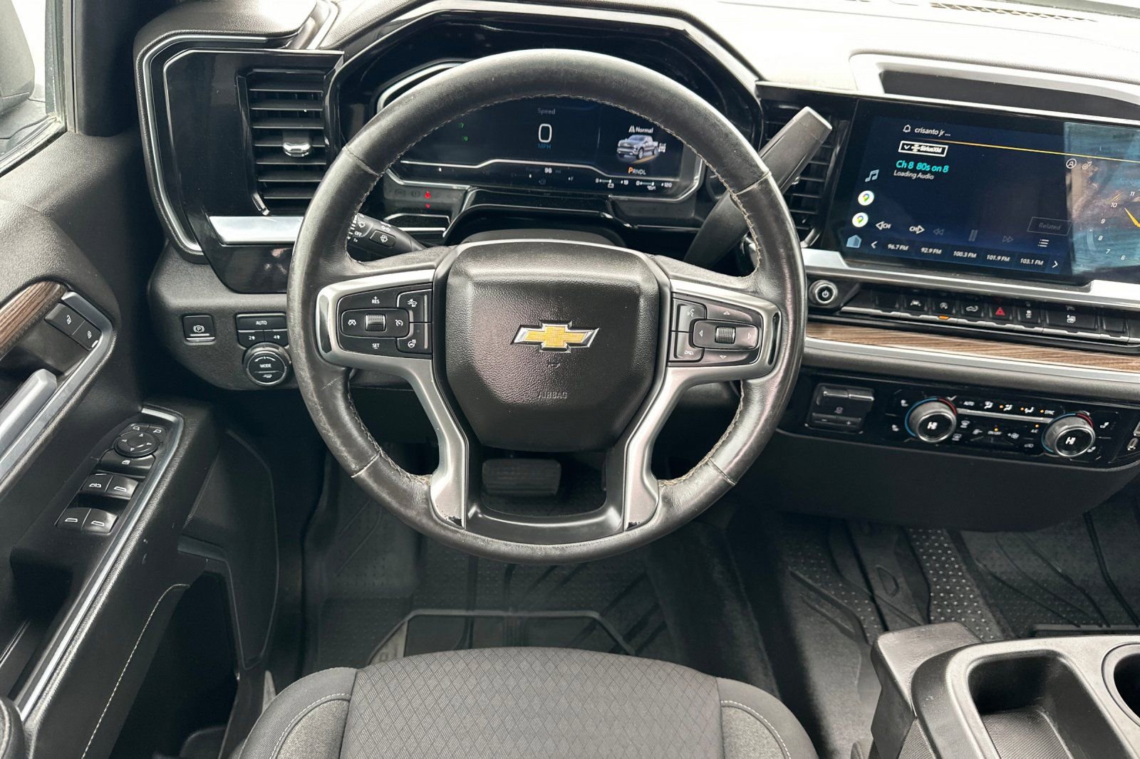 Used 2022 Chevrolet Silverado 1500 LT AWD/4WD image 14