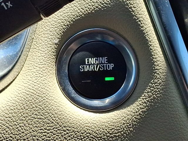 Certified 2022 Chevrolet Traverse LS w/ Midnight/Sport Edition AWD/4WD image 25