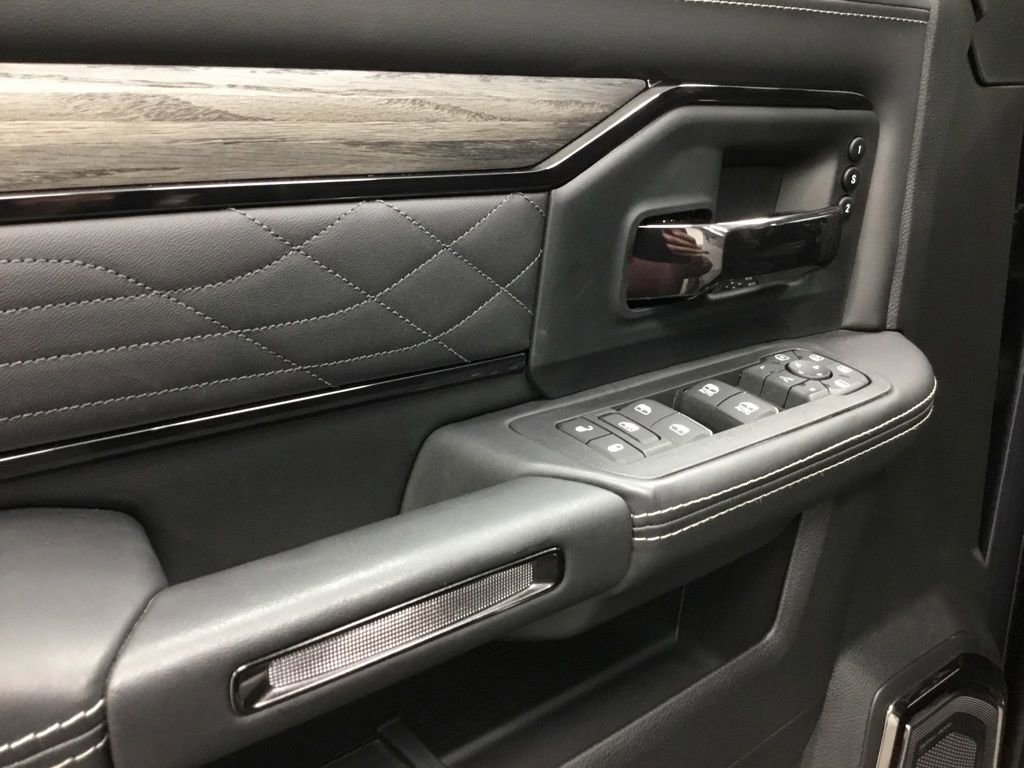New 2026 RAM 2500 Limited image 7