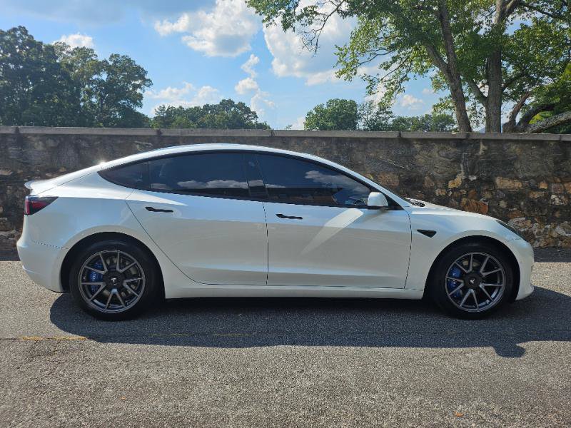 Used 2022 Tesla Model 3 Long Range AWD/4WD image 9