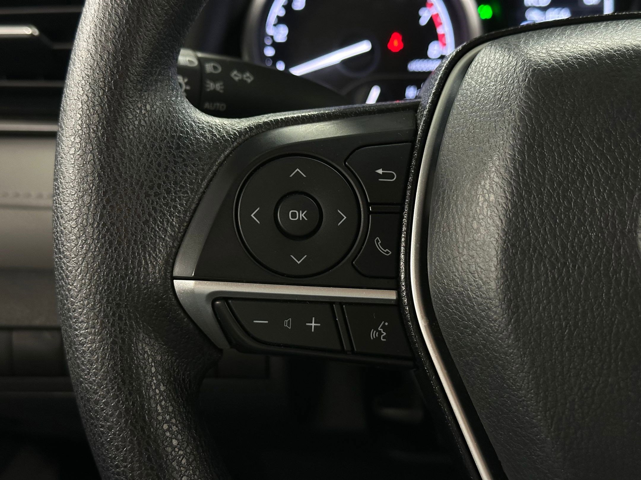 Used 2023 Toyota Camry LE image 15