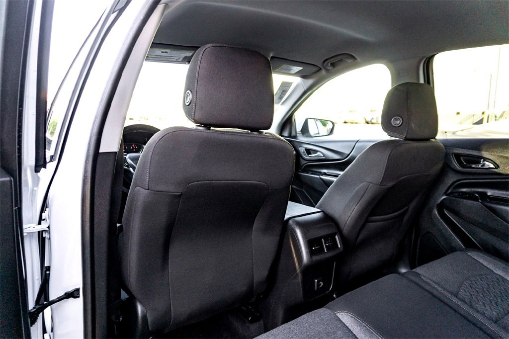 Used 2024 Chevrolet Equinox LT image 28