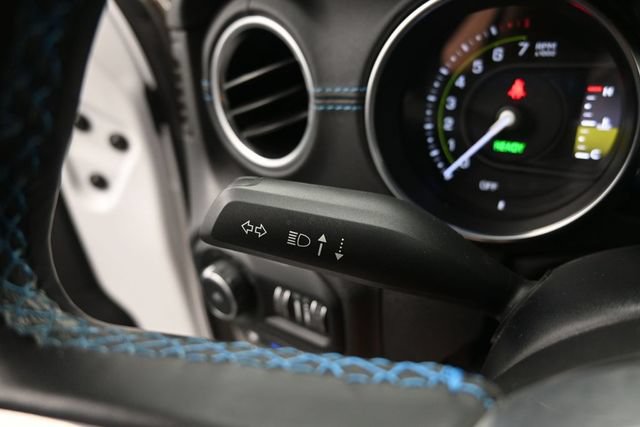 Used 2022 Jeep Wrangler Unlimited Rubicon 4xe w/ Cold Weather Group AWD/4WD image 20