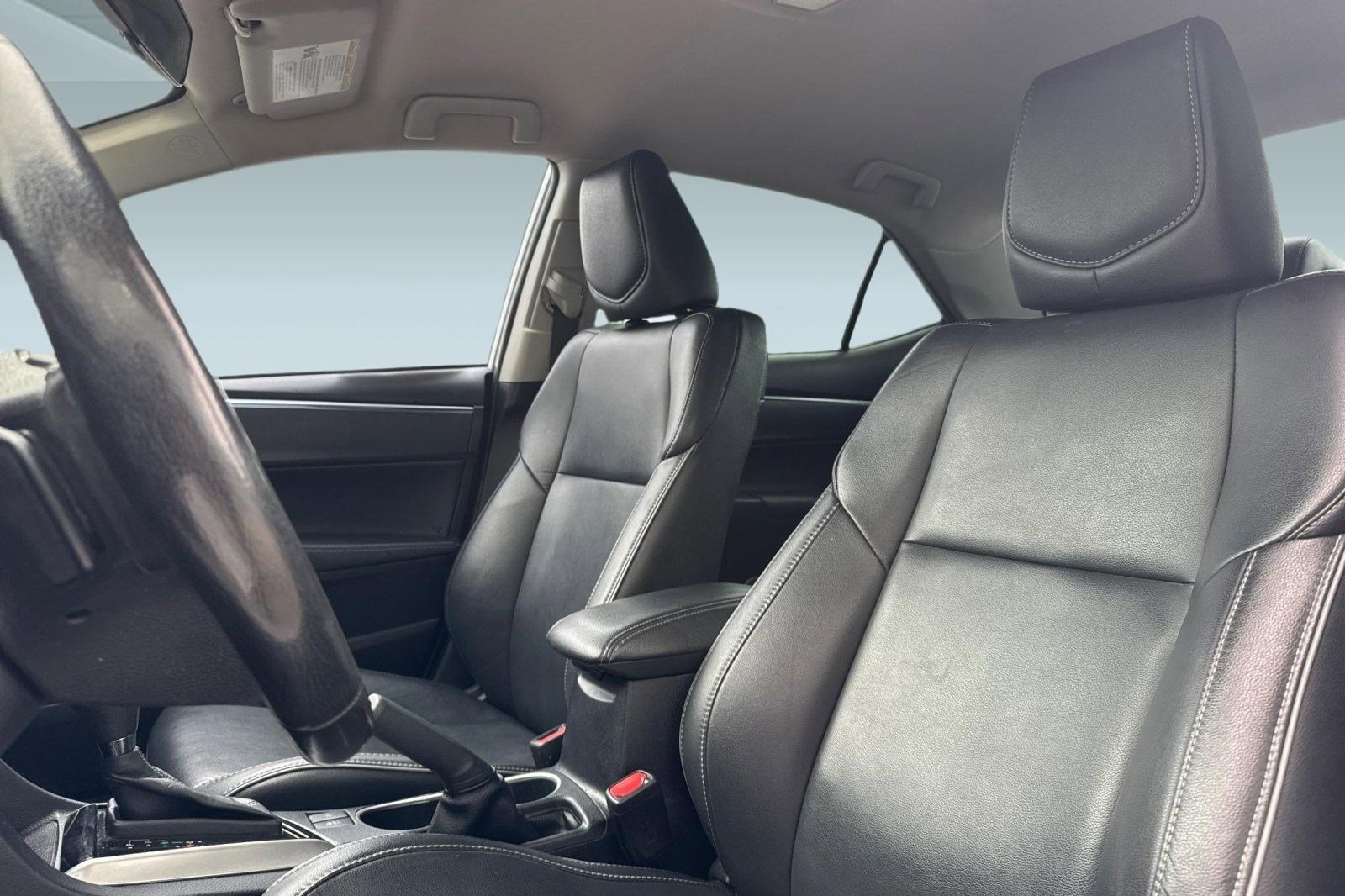 Used 2014 Toyota Corolla S Premium image 24