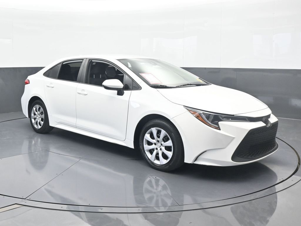 Used 2022 Toyota Corolla LE image 8