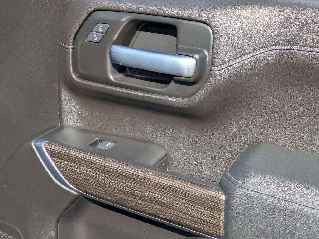 Used 2020 Chevrolet Silverado 1500 LT image 28