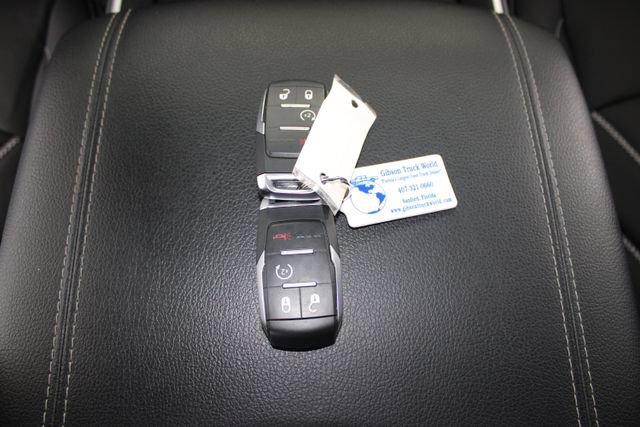 Used 2024 RAM 3500 Big Horn AWD/4WD image 29