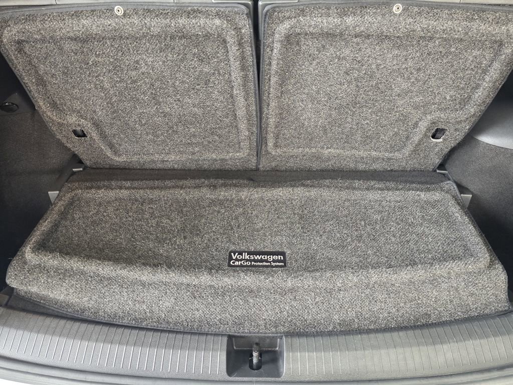 Used 2021 Volkswagen Tiguan SE R-Line FWD image 24