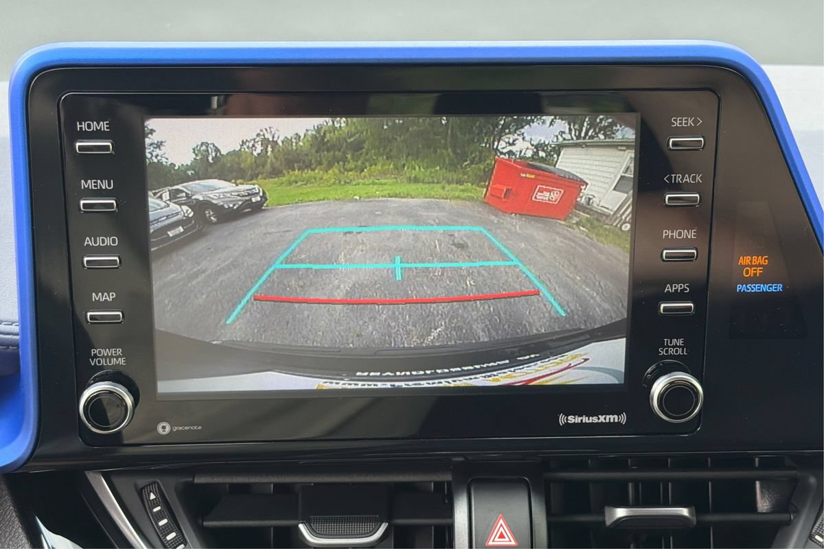 Used 2020 Toyota C-HR XLE FWD image 28
