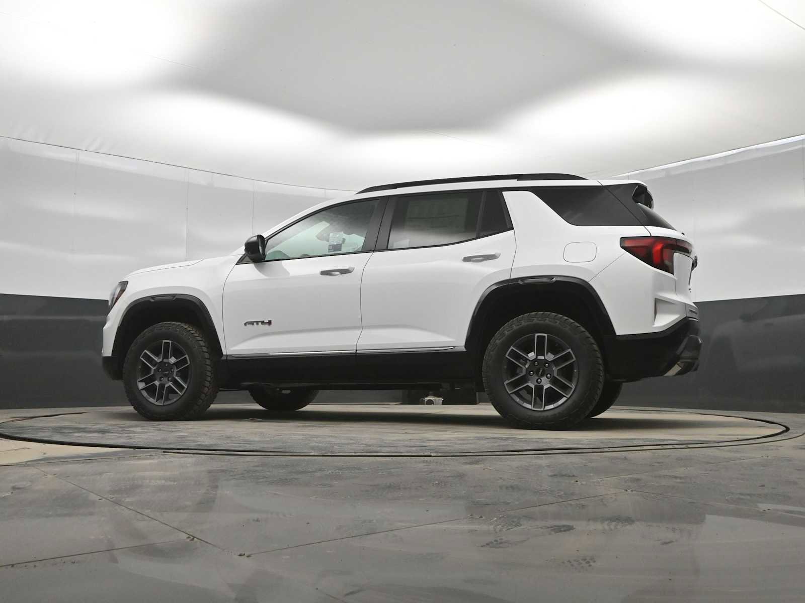 New 2026 GMC Terrain AT4 w/ Convenience Package III AWD/4WD image 32