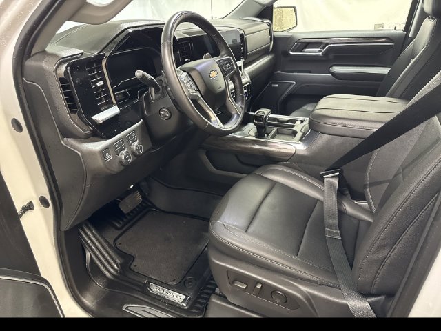 Used 2023 Chevrolet Silverado 1500 LTZ AWD/4WD image 11