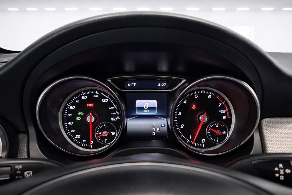 Used 2020 Mercedes-Benz GLA 250 4MATIC image 32