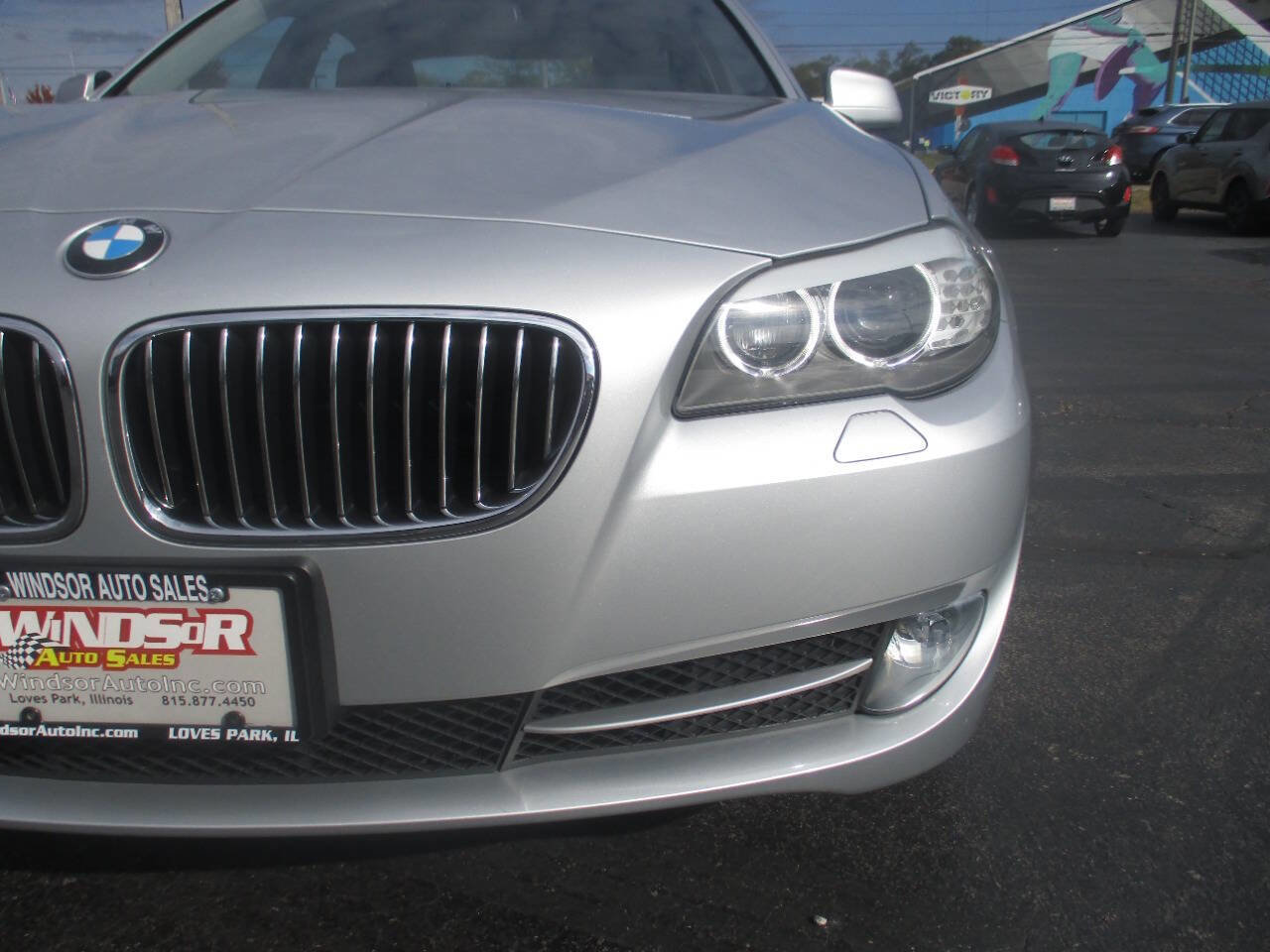 Used 2011 BMW 535i xDrive Sedan image 12