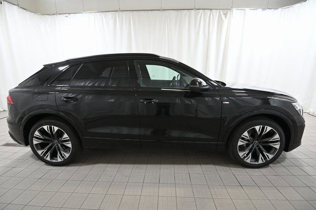 Used 2026 Audi Q8 Premium Plus AWD/4WD image 14