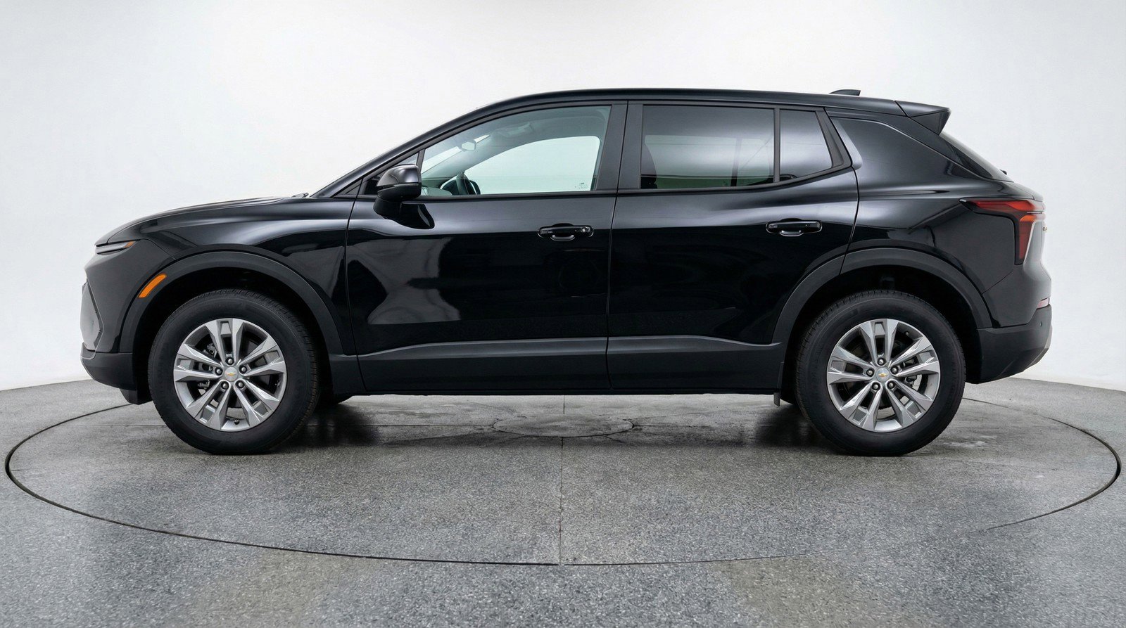 Used 2025 Chevrolet Equinox LT image 5