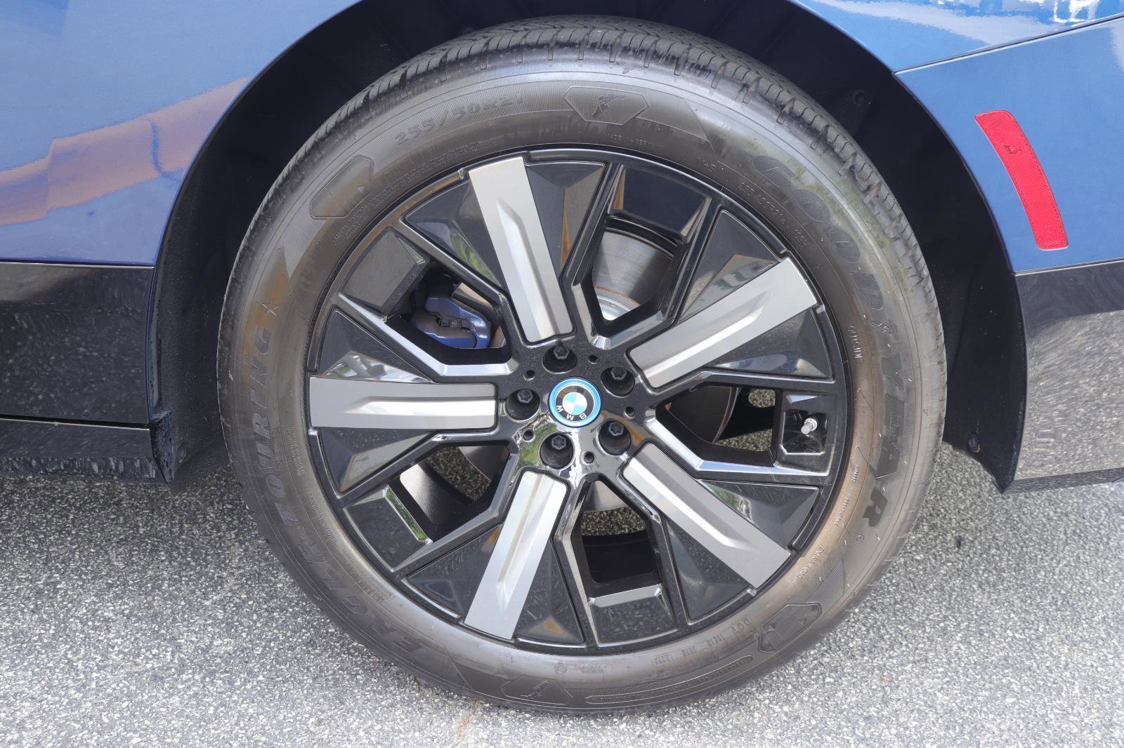 Certified 2024 BMW iX xDrive50 w/ Sport Package image 40