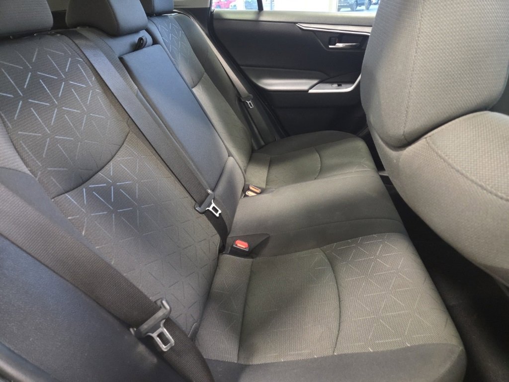 Used 2024 Toyota RAV4 XLE image 16