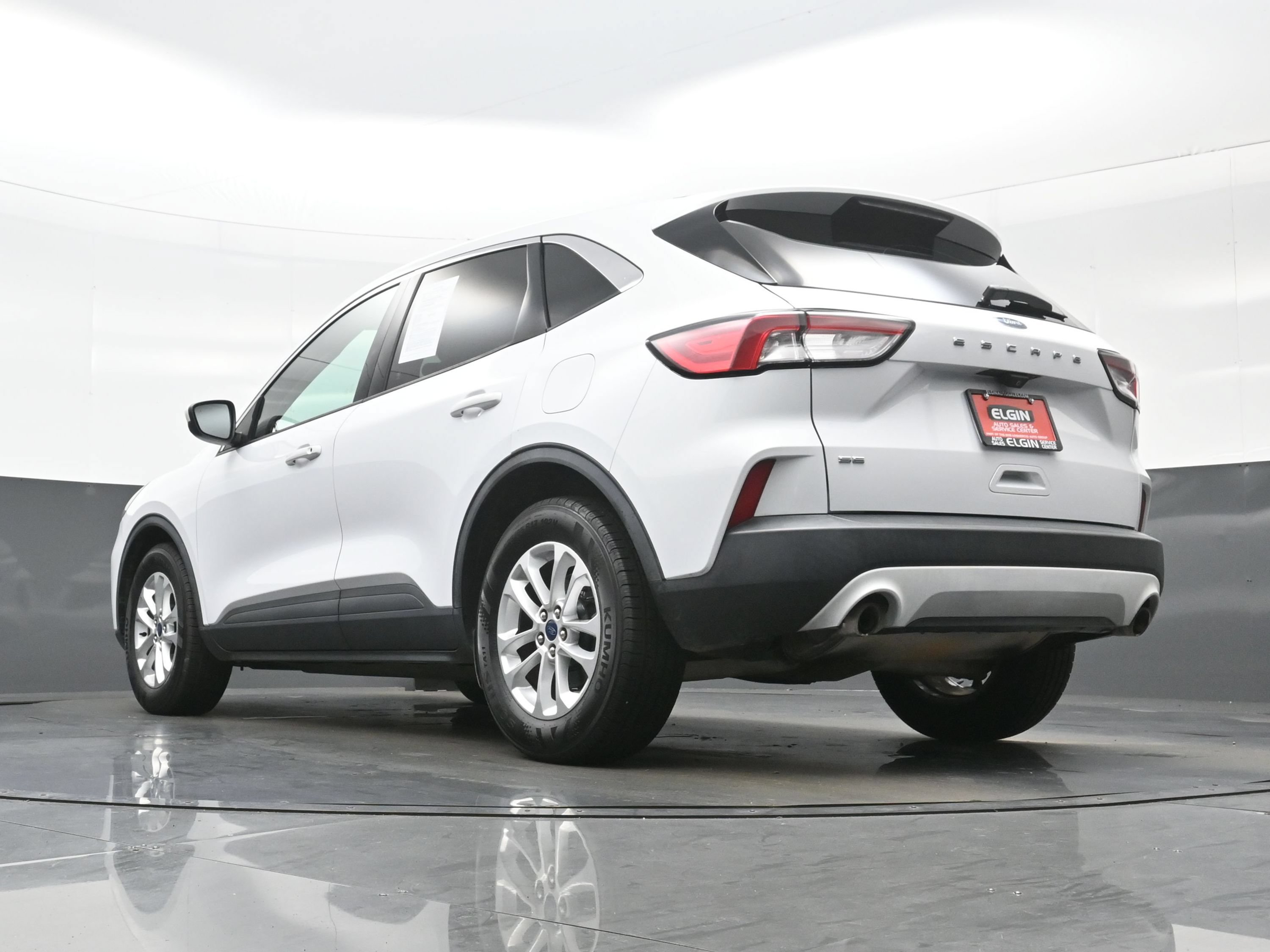 Used 2021 Ford Escape SE w/ Convenience Package FWD image 27