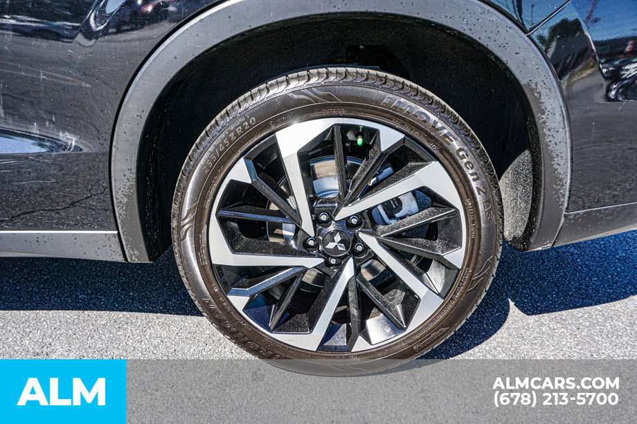 Used 2024 Mitsubishi Outlander SE AWD/4WD image 16