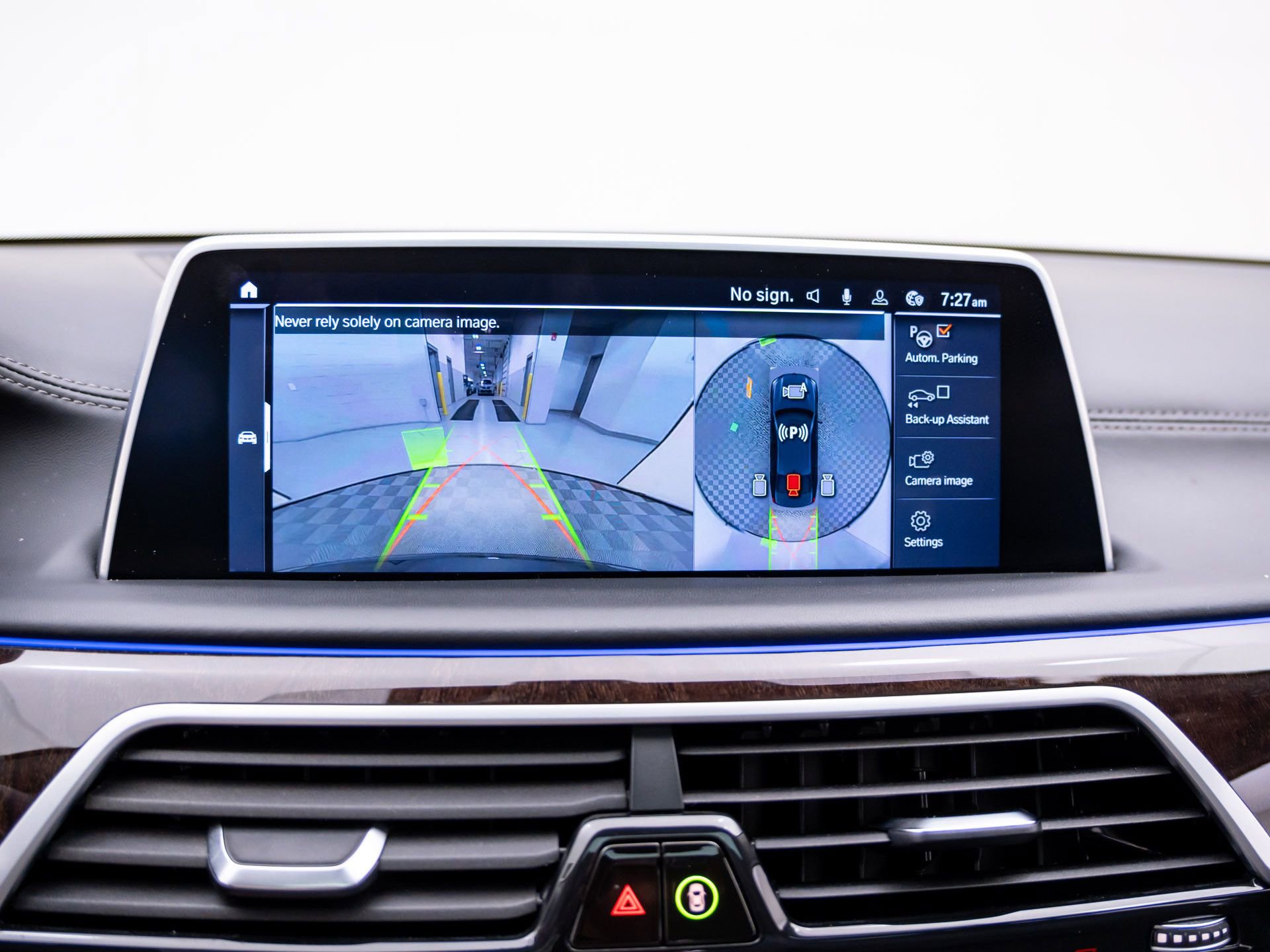 Used 2022 BMW M760i xDrive image 27