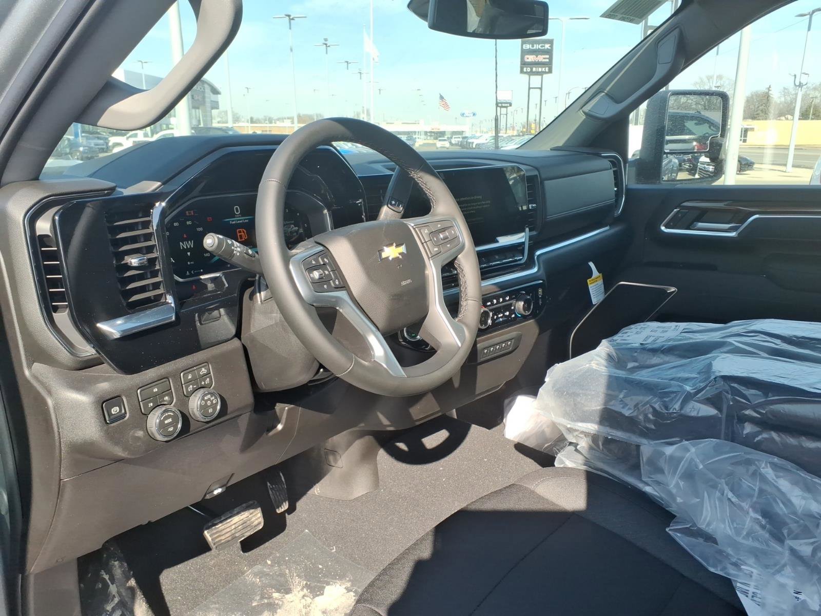 New 2026 Chevrolet Silverado 3500 LT w/ Safety Package image 7