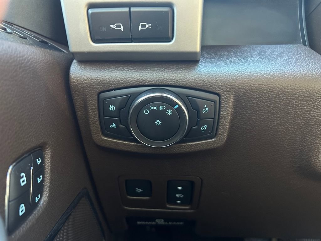 Used 2020 Ford F350 King Ranch w/ King Ranch Ultimate Package image 21