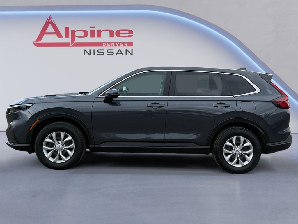 Used 2025 Honda CR-V LX image 2