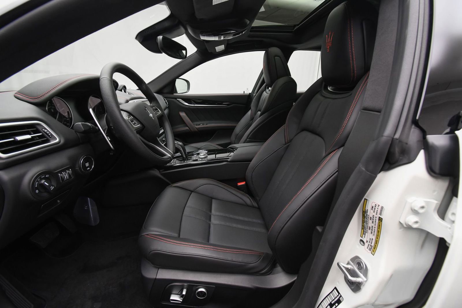 New 2024 Maserati Ghibli Modena Ultima Q4 image 18