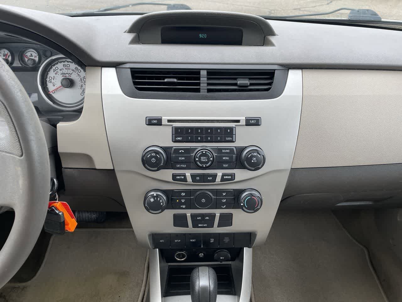 Used 2008 Ford Focus SE FWD image 13