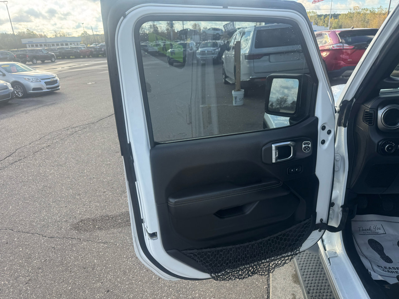 Used 2021 Jeep Wrangler Unlimited Sahara w/ Dual Top Group image 15