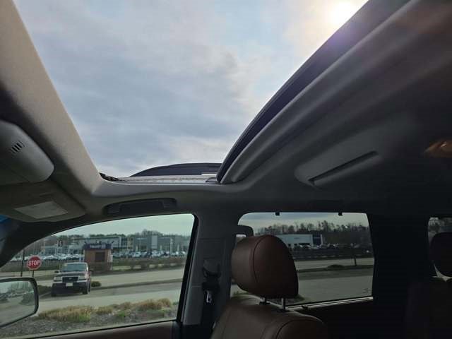 Used 2017 Toyota Sequoia Platinum image 10