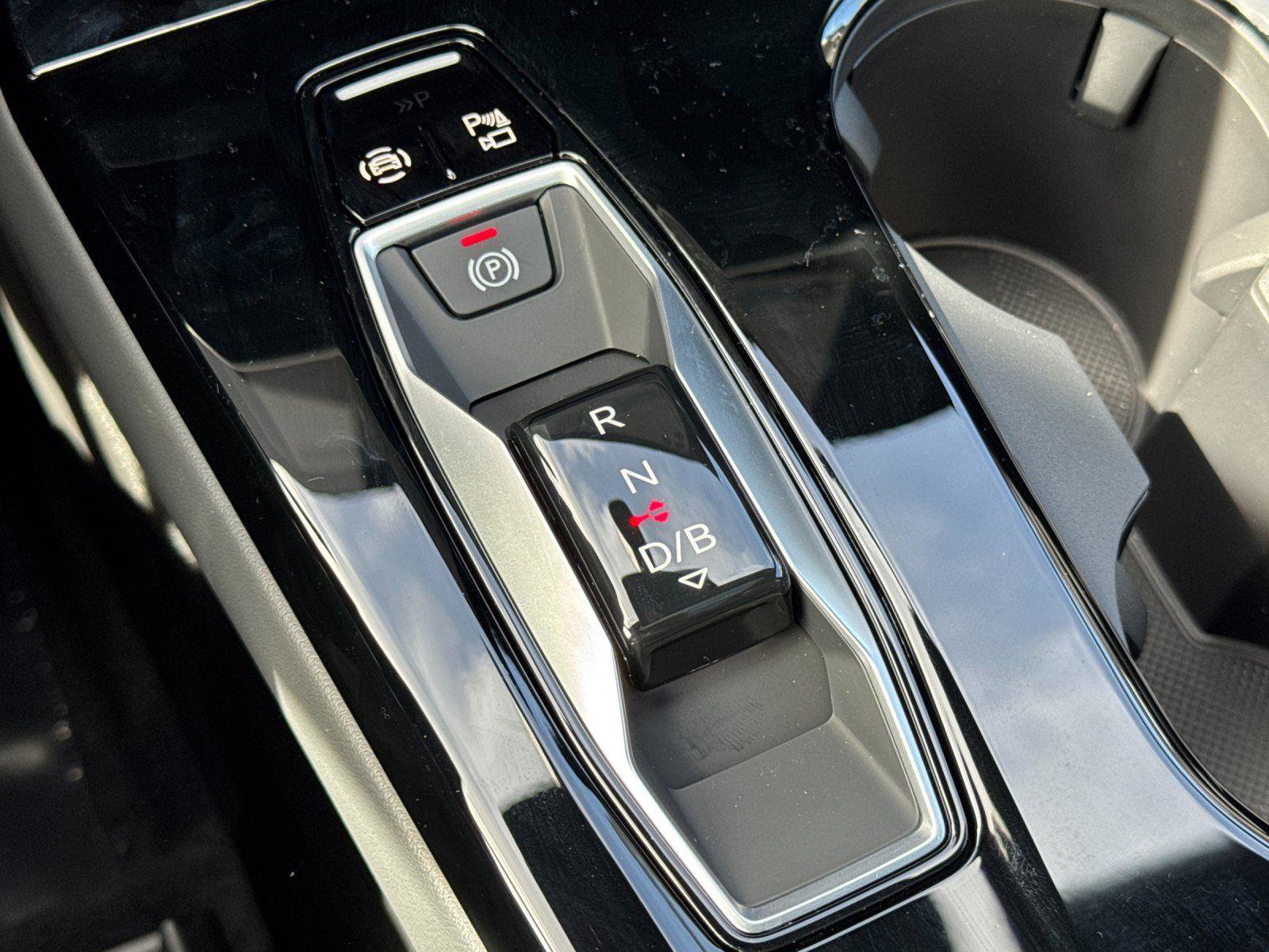 New 2027 Audi SQ6 e-tron Premium Plus AWD/4WD image 21