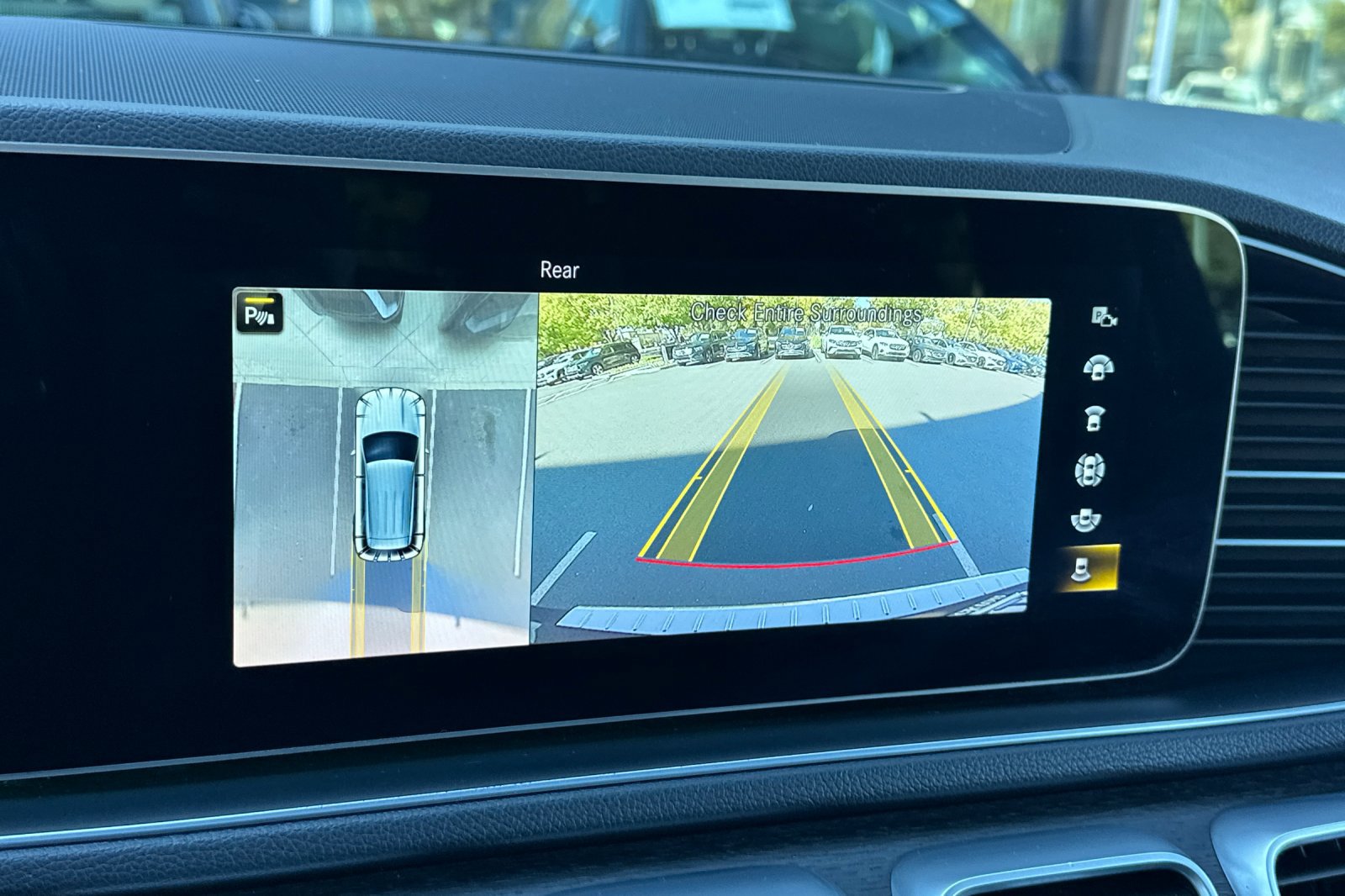 Certified 2022 Mercedes-Benz GLE 350 4MATIC w/ Premium Package image 20