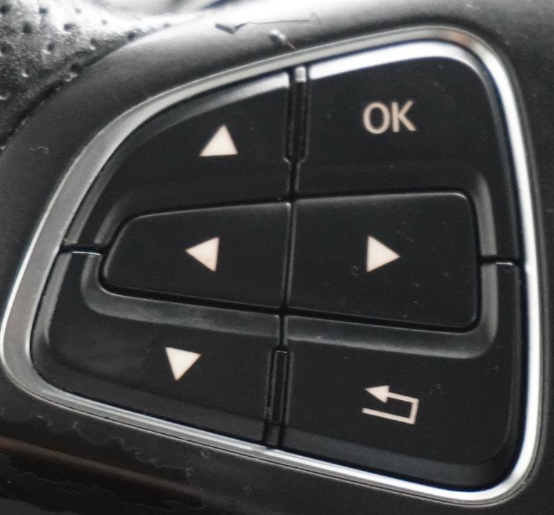 Used 2018 Mercedes-Benz CLA 250 image 24