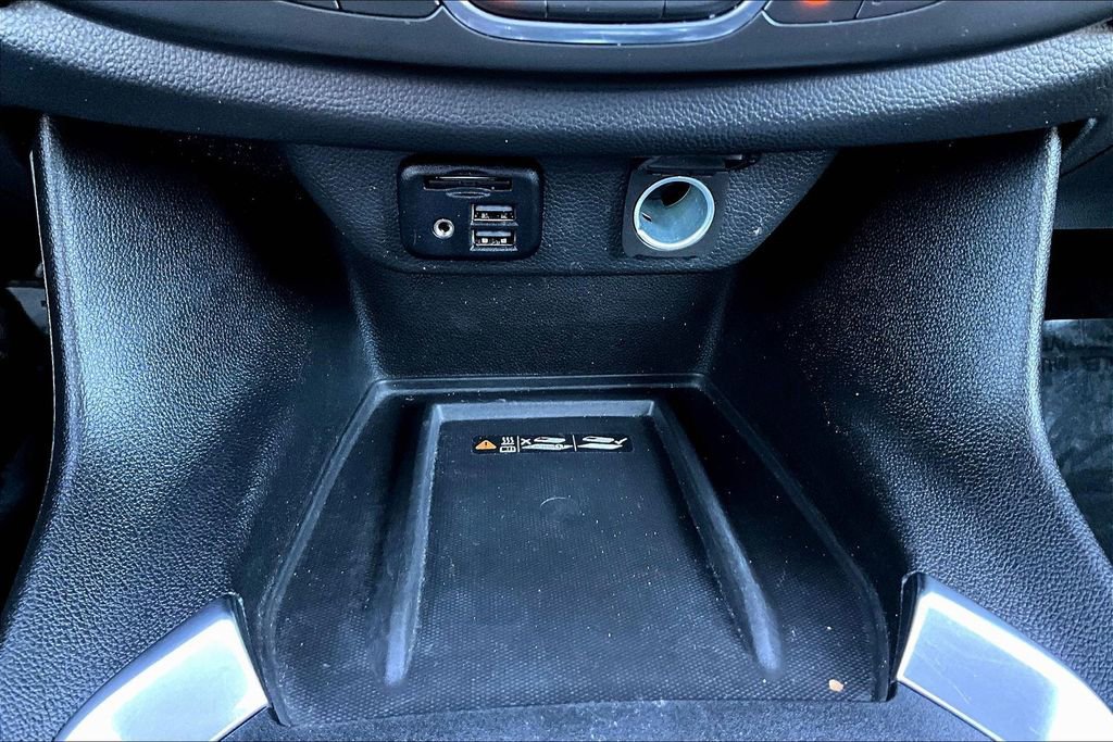 Used 2023 Chevrolet Traverse High Country w/ LPO, Floor Liner Package image 26