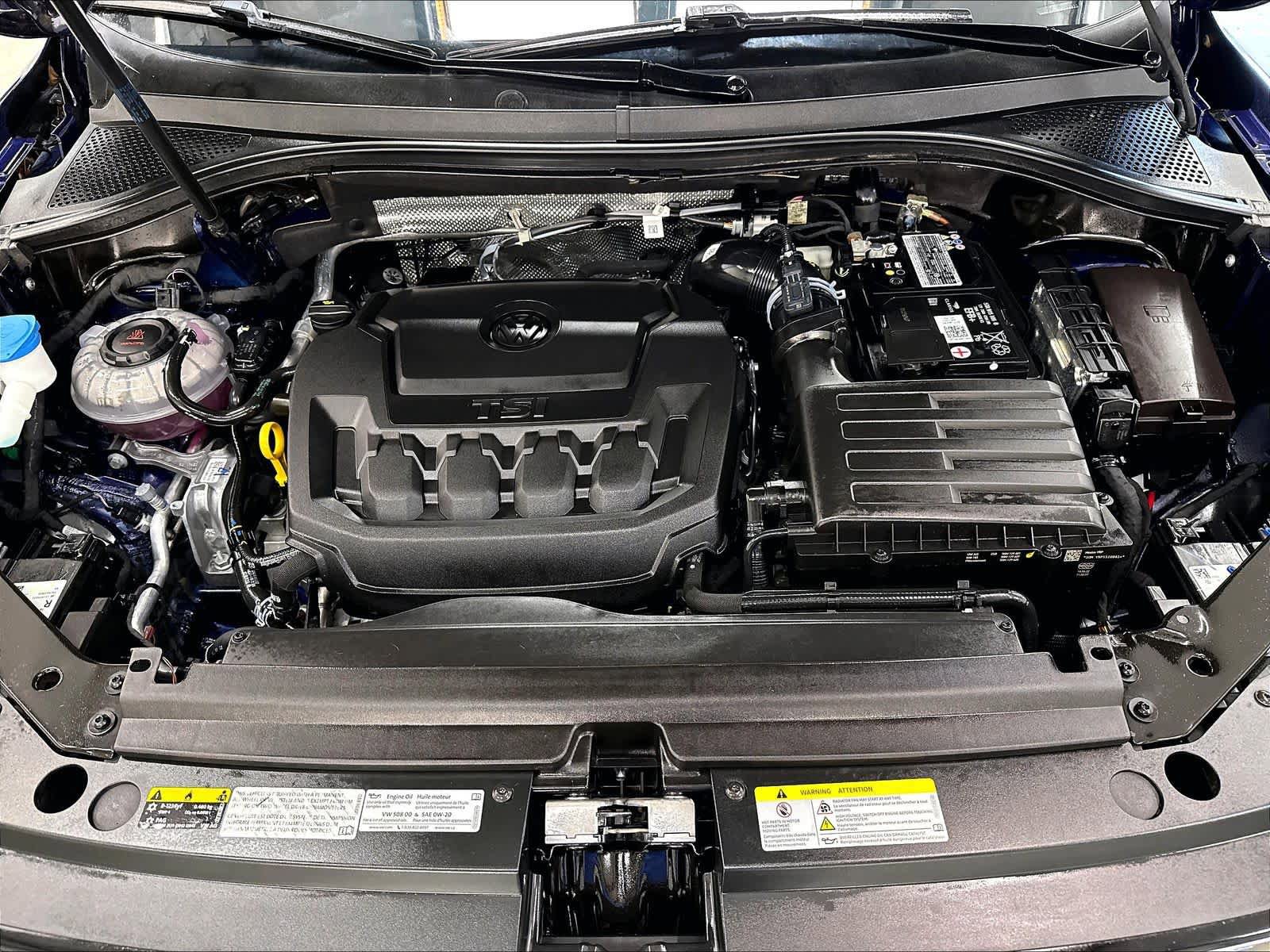 Used 2022 Volkswagen Tiguan SEL Premium R-Line AWD/4WD image 34